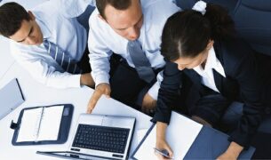 بازیابی اطلاعات در عصر جدید: چالش‌ها و راه‌حل‌های نوین