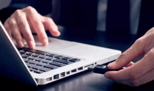 علت باز نشدن فلش مموری